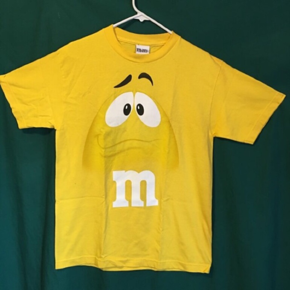 M&M Yellow M Tshirt